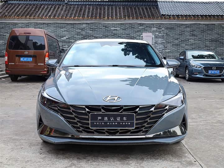 Фото 2 - Hyundai Elantra N line