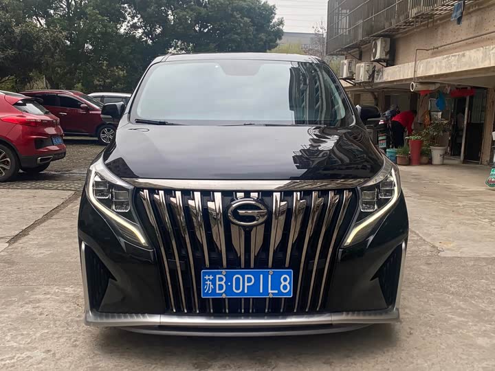 Photo 2 - GAC Trumpchi M8