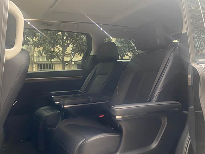 Photo 6 - GAC Trumpchi M8