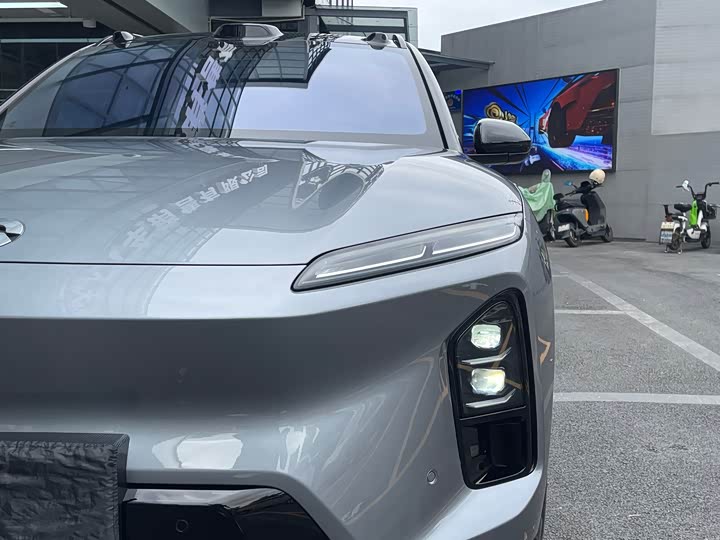 Фото 8 - Nio ES6