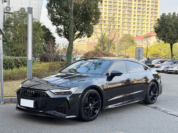 Фото 2 - Audi A7