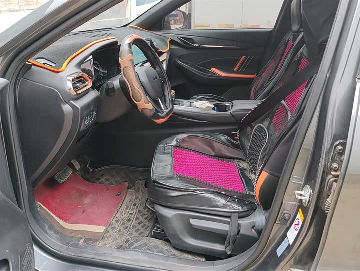 Фото 9 - Changan Oshan X5