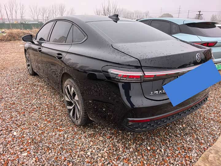 Фото 7 - Volkswagen Passat