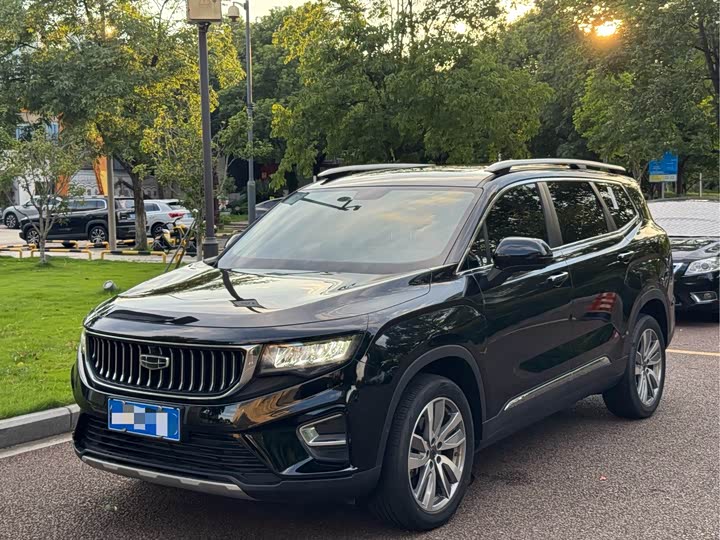 Фото 1 - Geely Okavango
