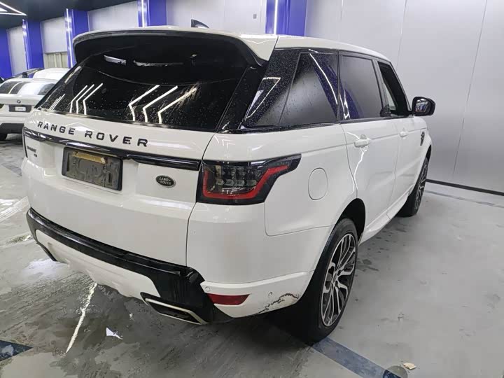 Photo 2 - Land Rover Range Rover Sport
