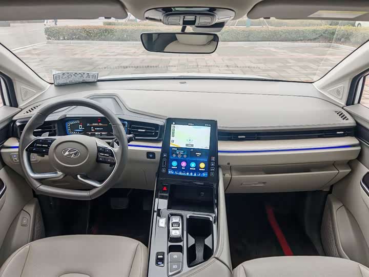 Фото 8 - Hyundai Custo