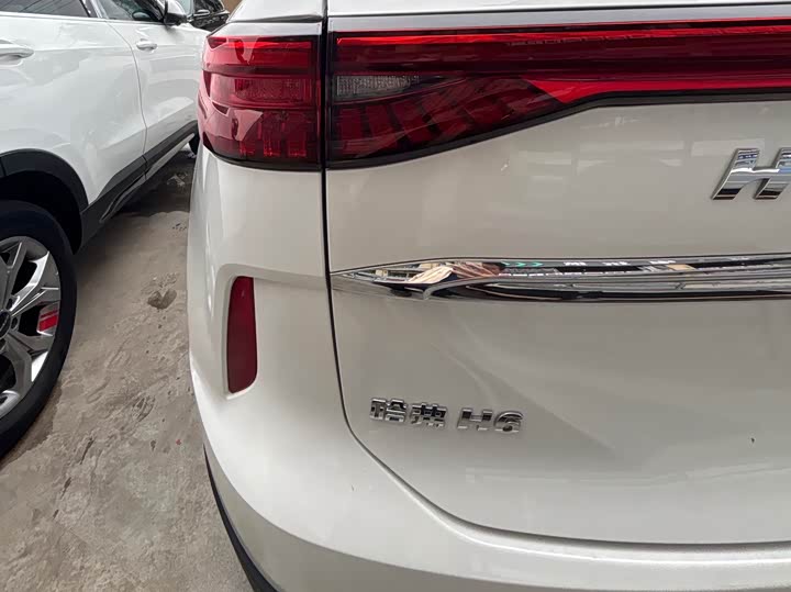 Фото 6 - Haval H6