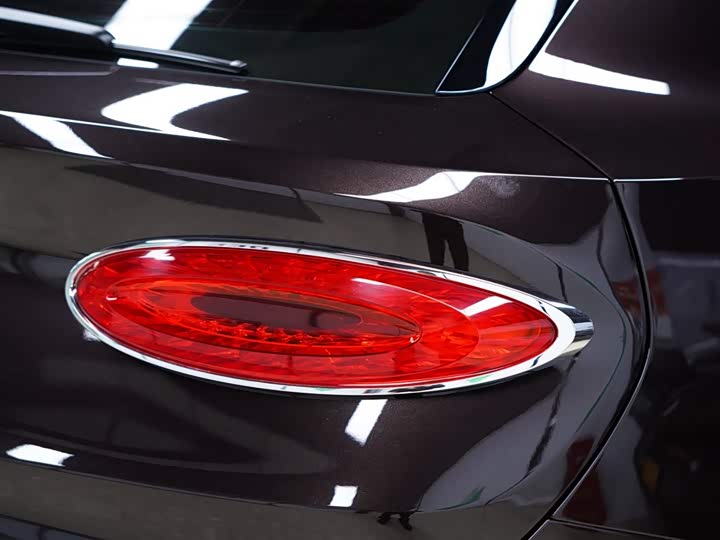 Фото 4 - Bentley Bentayga