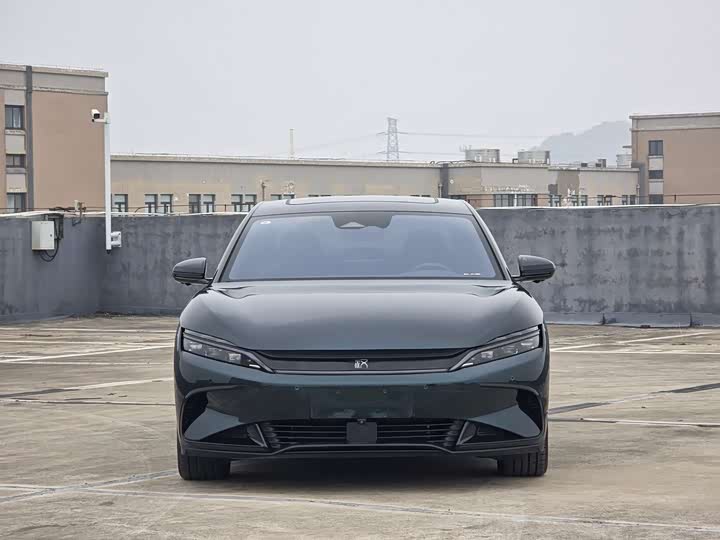 Фото 2 - BYD Han