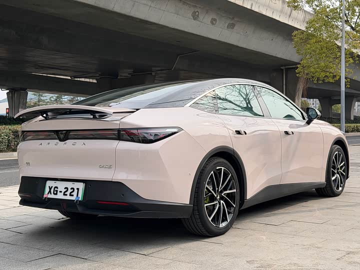 Фото 5 - BAIC Arcfox Alpha S5