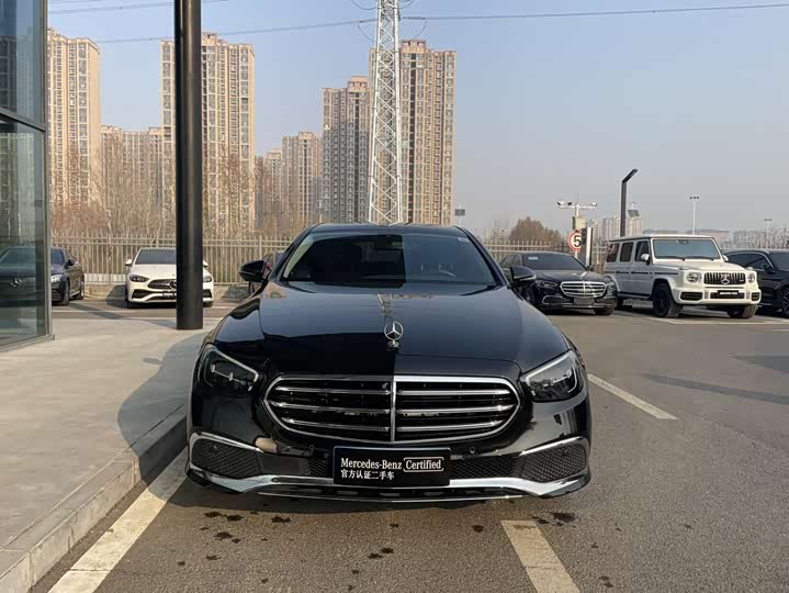 Photo 2 - Mercedes-Benz E-Class