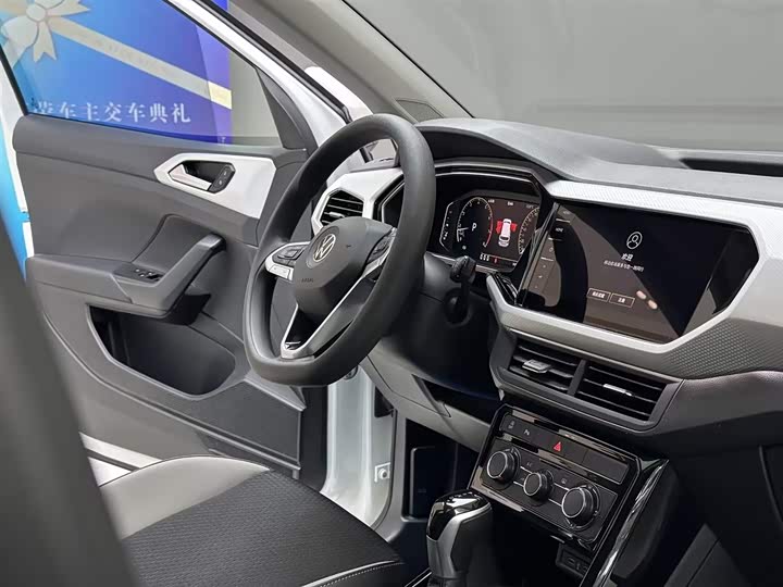 Фото 9 - Volkswagen Tacqua