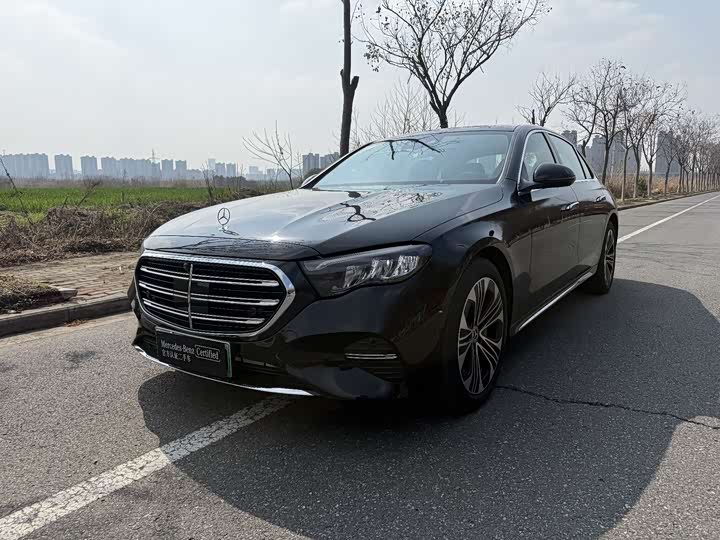 Фото 1 - Mercedes-Benz E-Class Hybrid