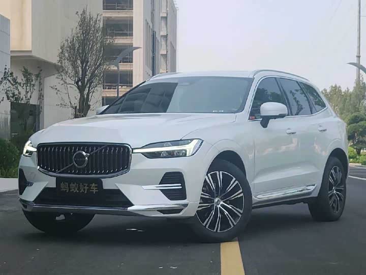 Photo 1 - Volvo XC60