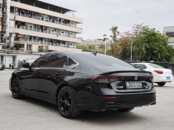 Фото 5 - Honda Accord