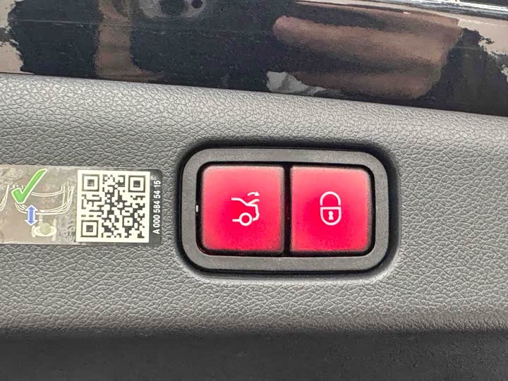 Фото 6 - Mercedes-Benz E-Class