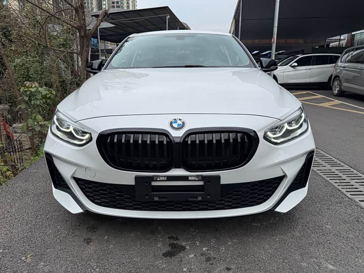 Фото 2 - BMW 1 Series