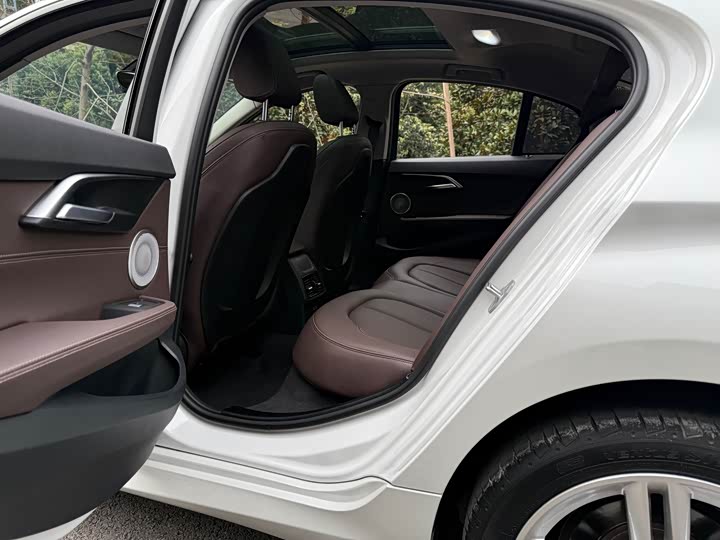 Фото 7 - BMW 1 Series