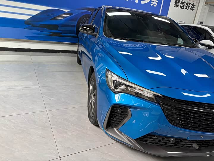 Photo 3 - Buick Verano