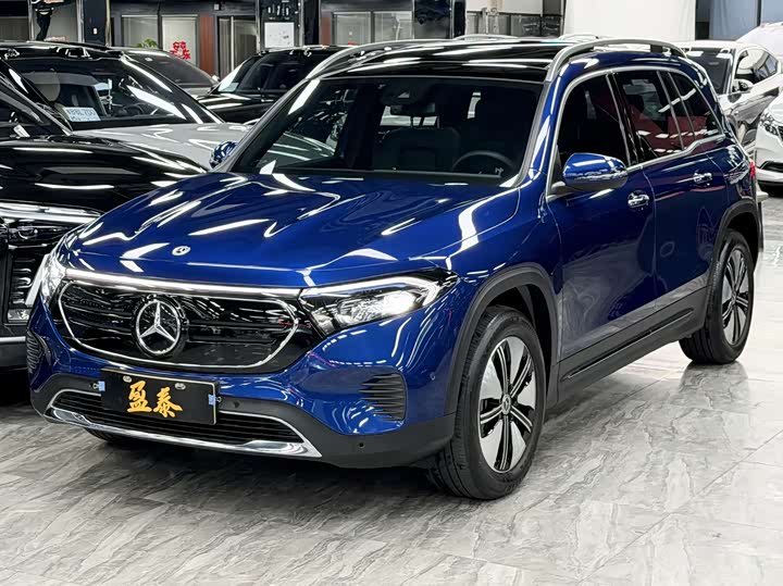 Фото 1 - Mercedes-Benz EQB