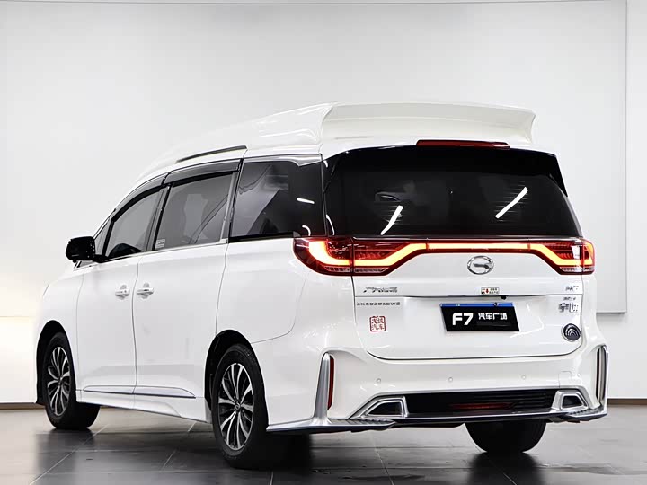 صورة 4 - GAC Trumpchi M8