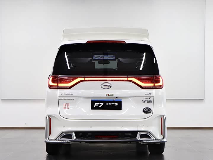 صورة 5 - GAC Trumpchi M8