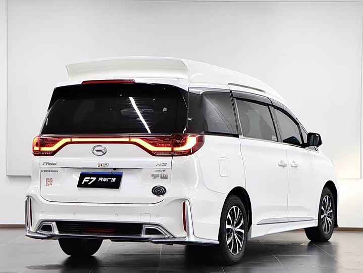 صورة 6 - GAC Trumpchi M8