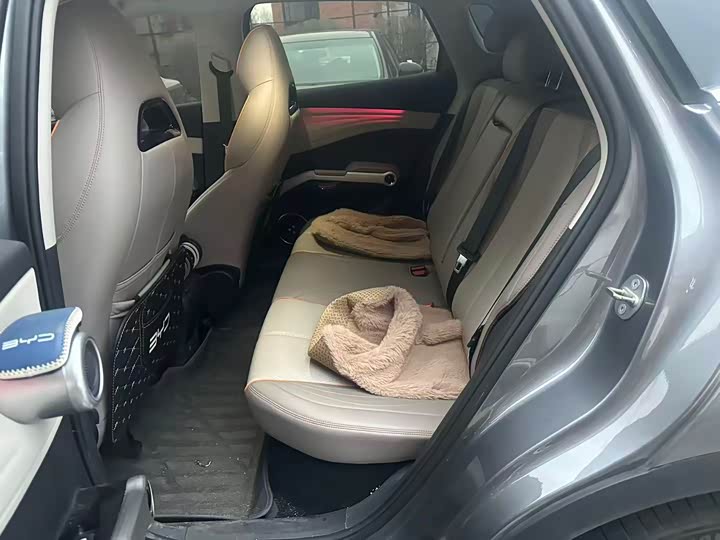 Фото 5 - BYD Yuan Plus