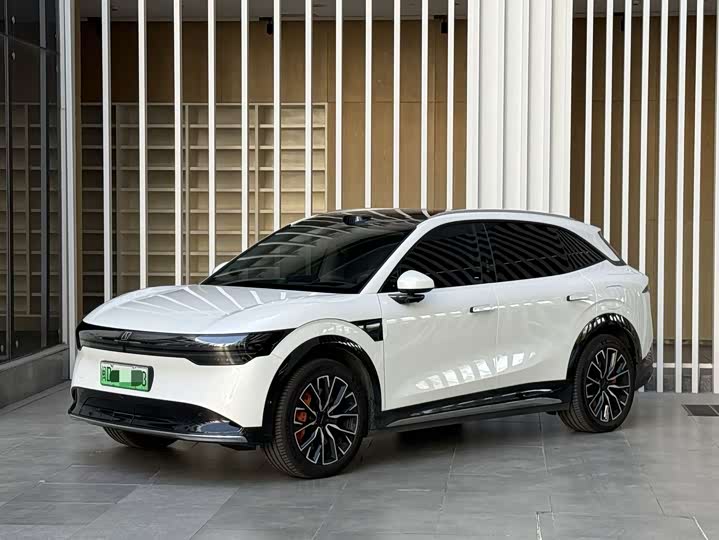 Фото 1 - Zeekr 7X