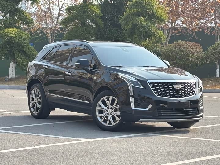 Фото 2 - Cadillac XT5