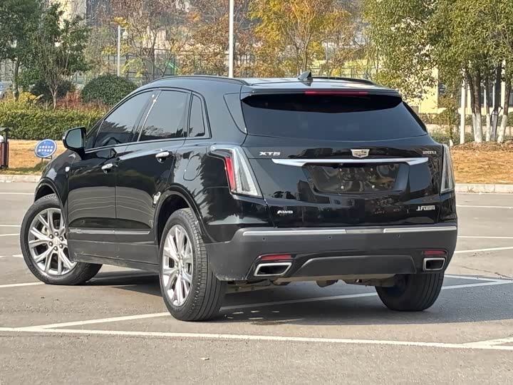 Фото 7 - Cadillac XT5