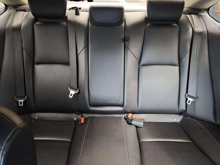 Фото 9 - Honda Accord