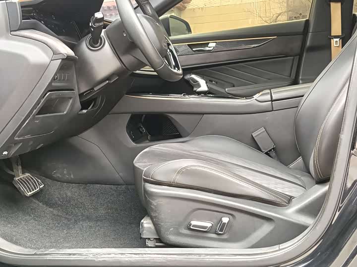 Photo 9 - Dongfeng Aeolus Yixuan Max