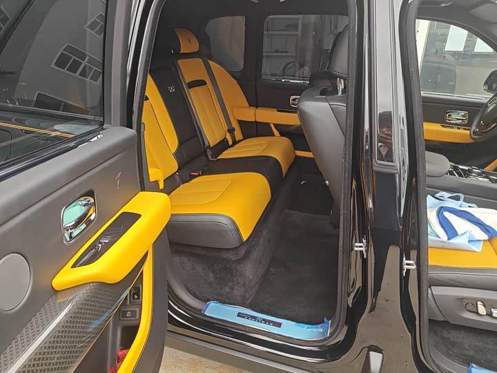 Photo 7 - Rolls-Royce Cullinan