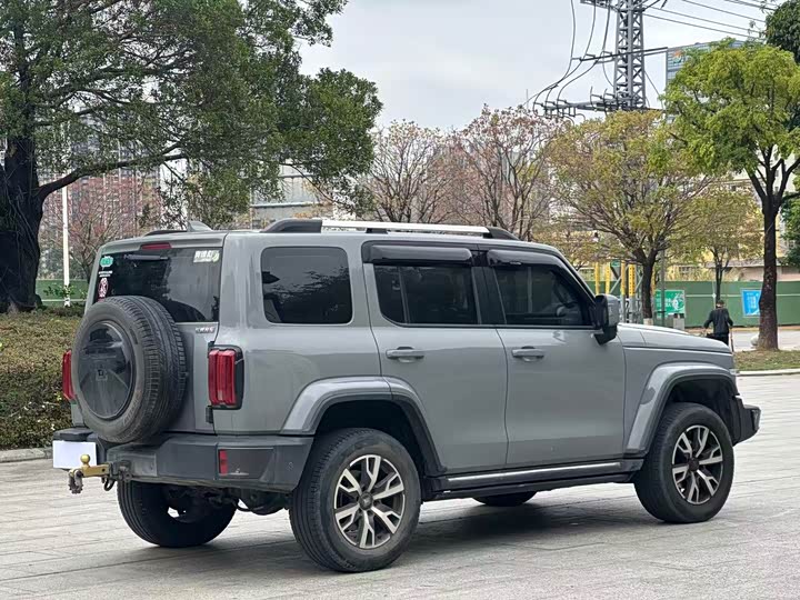 Фото 8 - Tank 300