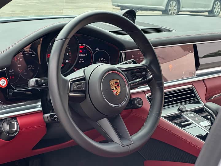 Фото 9 - Porsche Panamera