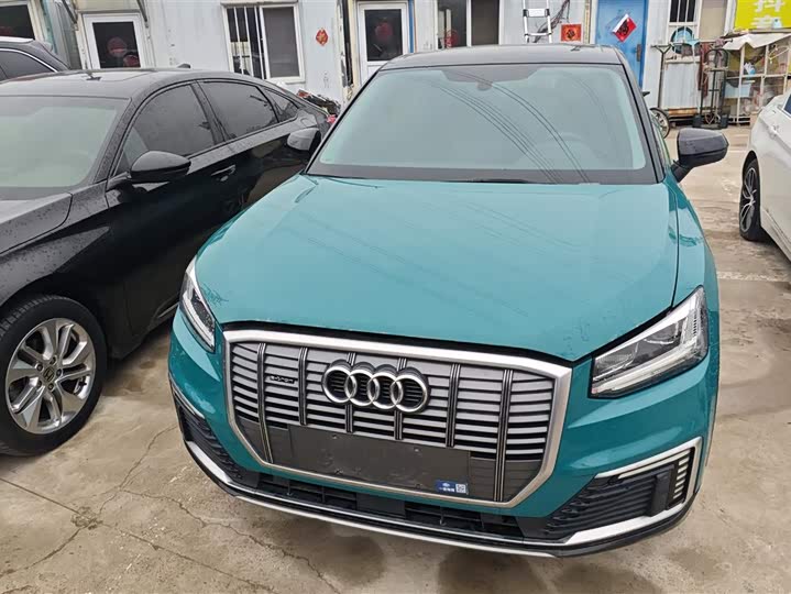 Фото 2 - Audi Q2L e-tron