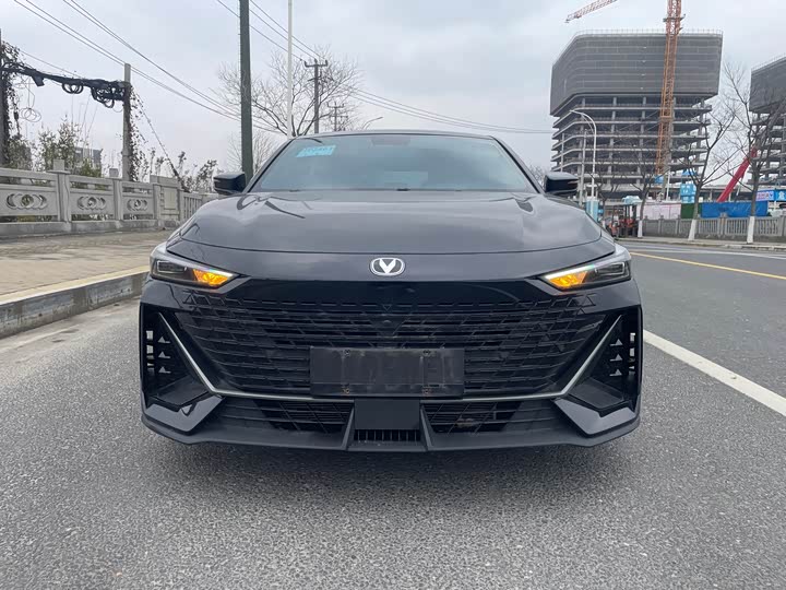 Photo 2 - Changan UNI-V