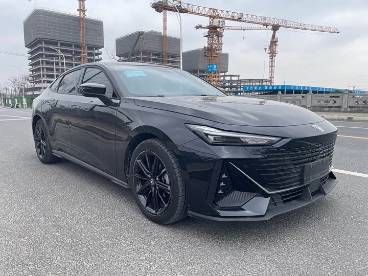 Photo 3 - Changan UNI-V