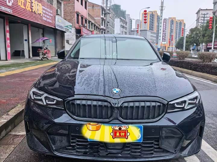 Photo 2 - BMW 3 Series