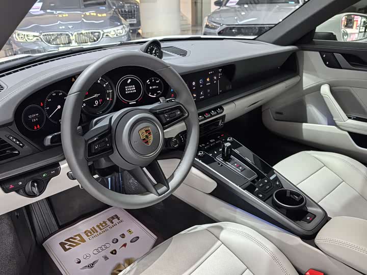 Фото 6 - Porsche 911