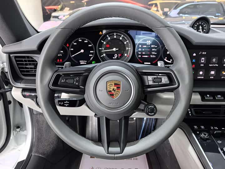 Фото 8 - Porsche 911