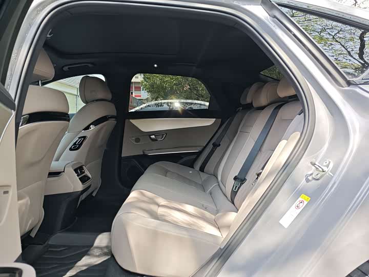 Фото 6 - BYD Han