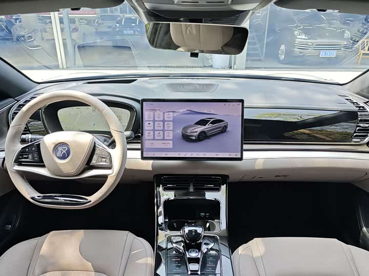 Фото 9 - BYD Han