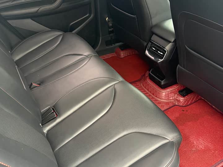 Фото 5 - Roewe RX5