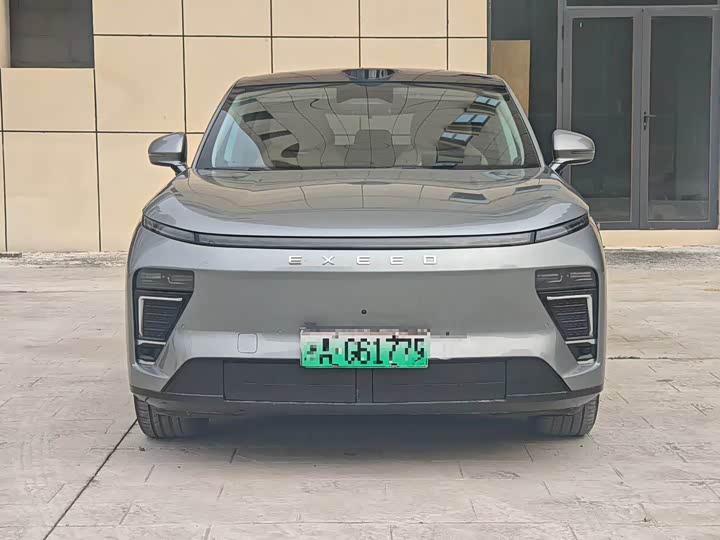 Фото 2 - Exeed Sterra ET