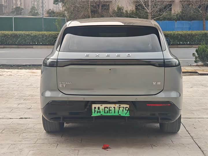 Фото 8 - Exeed Sterra ET