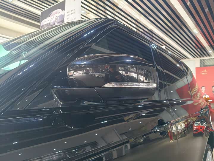 Photo 5 - Land Rover Range Rover