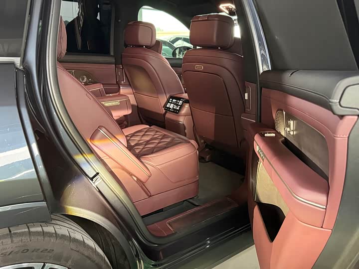 Фото 7 - Nio ES8