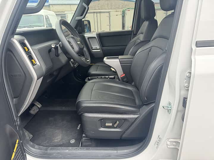 Photo 7 - Chery iCar V23